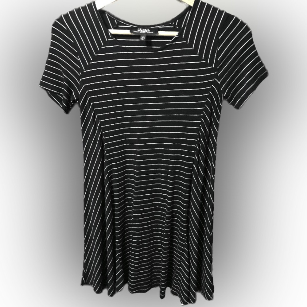 LuLus black and white striped dress size XS